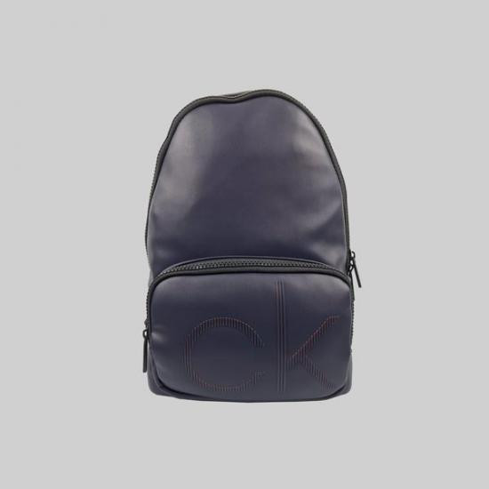 Calvin Klein pánský tmavě modrý batoh č.1