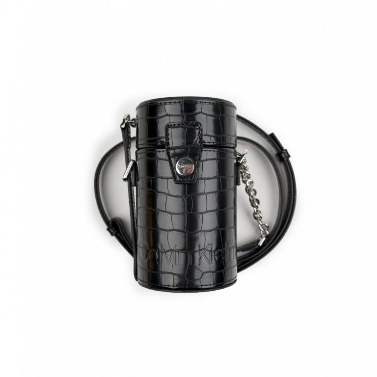 Calvin Klein černá malá kabelka Drum Cylinder Crossbody Croc č.1