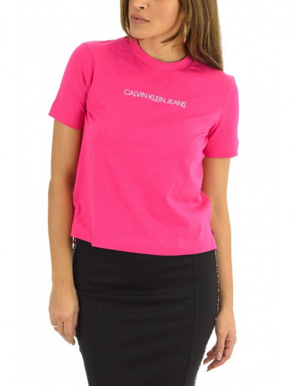 Calvin Klein dámské růžové tričko s nápisem SHRUNKEN INSTITUTIONAL LOGO TEE č.1