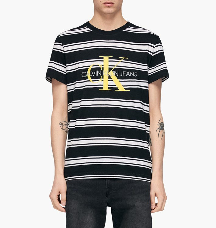 Calvin Klein pánské černé tričko s pruhy a znakem CK na hrudi MONOGRAM STRIPE REG TEE č.1
