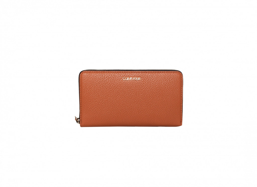 Calvin Klein dámská hnědá peněženka Side Double Ziparound Wallet č.1