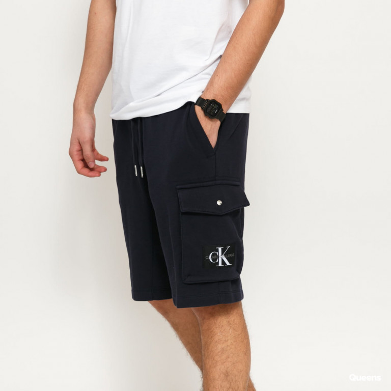 Calvin Klein pánské tmavě modré kraťasy Monogram Patch HWK Short č.1