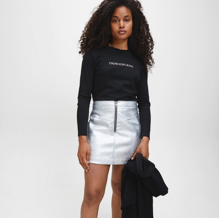 Calvin Klein dámská koženková stříbrná sukně FAUX LEATHER MINI SKIRT č.1