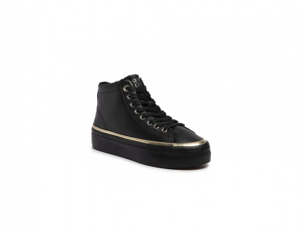 Tommy Hilfiger dámské černé kotníkové tenisky Midcut Cosy Leather Sneaker č.1