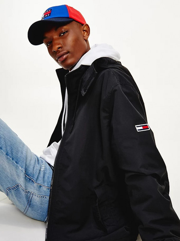 Tommy Jeans pánská černá přechodová bunda TJM ESSENTIAL HOODED JACKET č.1