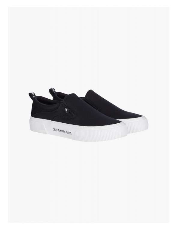 Calvin Klein dámské černé nazouváky VULCANIZED SKATE SLIPON CO č.1