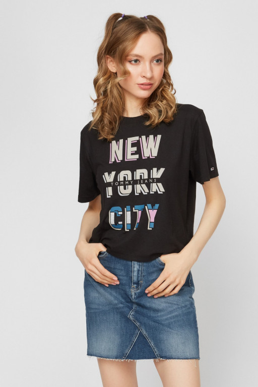 Tommy Jeans dámské černé tričko TJW BXY CROP NEW YORK CITY č.1