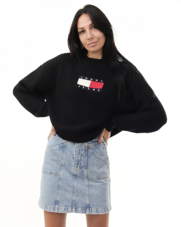 Tommy Jeans dámský černý svetr TJW CENTER FLAG SWEATER č.1