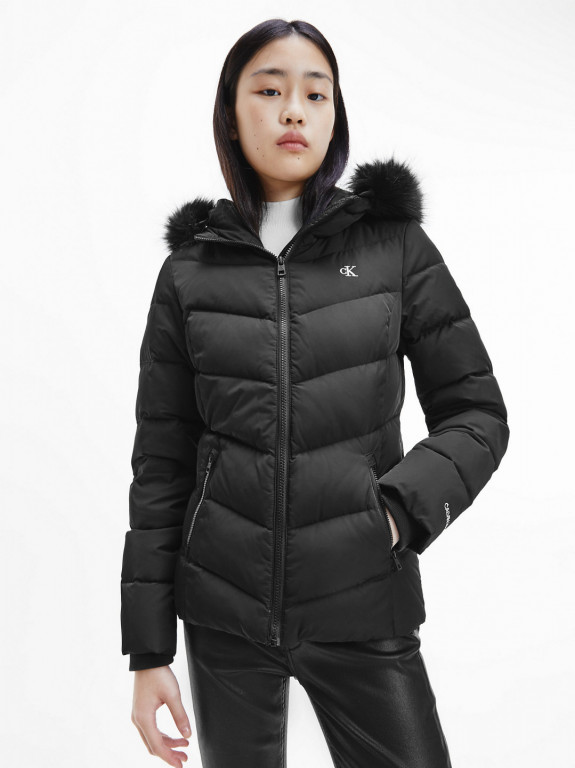 Calvin Klein dámská černá zimní bunda Down Jackets č.1
